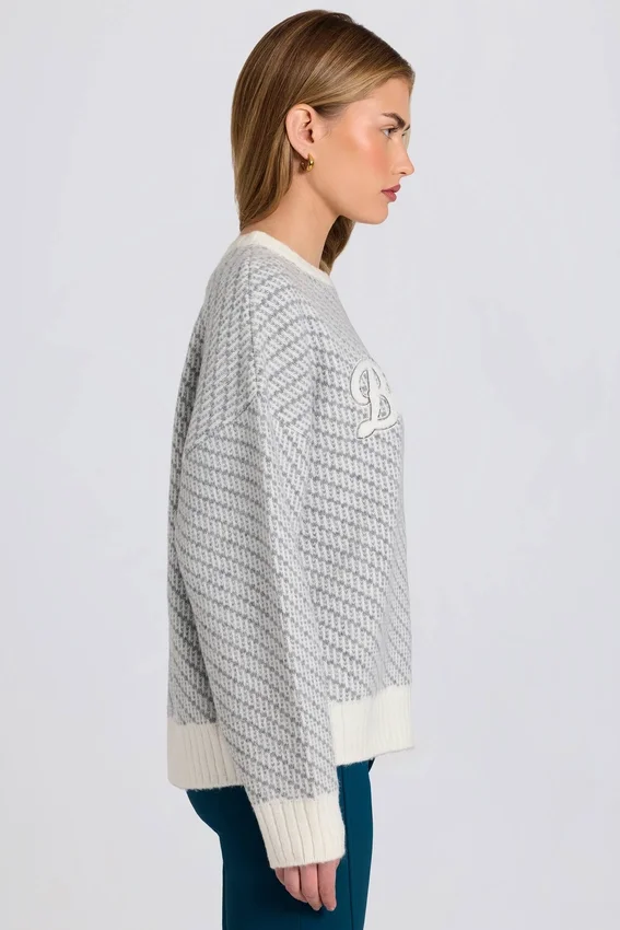 Oversize-Pullover mit gestricktem Logo in Ice Oversize-Pullover mit gestricktem Logo in Ice