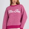 Oversize-Pullover mit gestricktem Logo in Magenta-Pink Oversize-Pullover mit gestricktem Logo in Magenta-Pink