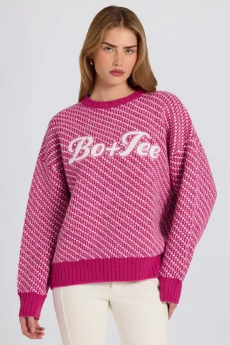 Oversize-Pullover mit gestricktem Logo in Magenta-Pink