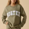 Oversized-Sweatshirt mit Rundhalsausschnitt in Soft Olive Oversized-Sweatshirt mit Rundhalsausschnitt in Soft Olive