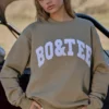 Oversized-Sweatshirt mit Rundhalsausschnitt in Soft Olive Oversized-Sweatshirt mit Rundhalsausschnitt in Soft Olive