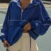 Oversized-Trainingsjacke in Kobalt