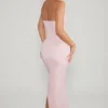 Palermo Maxikleid mit verziertem Bandeau-Ausschnitt und Wasserfallkragen in Blush Palermo Maxikleid mit verziertem Bandeau-Ausschnitt und Wasserfallkragen in Blush