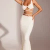 Parma Verziertes Crop-Top mit Bügeln und Trägern in Weiß Parma Verziertes Crop-Top mit Bügeln und Trägern in Weiß