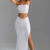 Pelagia verzierter Maxirock mit V-Taille und Beinschlitz in Weiß Pelagia verzierter Maxirock mit V-Taille und Beinschlitz in Weiß