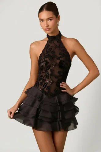 Petalia Minikleid mit Rüschen und Neckholder in Schwarz