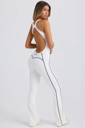 Petite Soft Active Jumpsuit mit offenem Rücken in Weiß