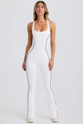 Petite Soft Active Jumpsuit mit offenem Rücken in Weiß