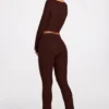 Philippa Modal-Hose mit mittlerer Leibhöhe und ausgestelltem Bein in Schokoladenbraun Philippa Modal-Hose mit mittlerer Leibhöhe und ausgestelltem Bein in Schokoladenbraun