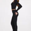 Philippa Modal-Hose mit mittlerer Leibhöhe und ausgestelltem Bein in Schwarz Philippa Modal-Hose mit mittlerer Leibhöhe und ausgestelltem Bein in Schwarz