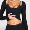 Philippa Modal-Hose mit mittlerer Leibhöhe und ausgestelltem Bein in Schwarz Philippa Modal-Hose mit mittlerer Leibhöhe und ausgestelltem Bein in Schwarz