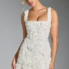 Posy Minikleid mit Blumenapplikationen, quadratischem Ausschnitt und Korsett-Optik in Weiß Posy Minikleid mit Blumenapplikationen, quadratischem Ausschnitt und Korsett-Optik in Weiß