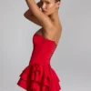 Priaska Rüschen-Schnürkorsett-Playsuit in Feuerrot Priaska Rüschen-Schnürkorsett-Playsuit in Feuerrot