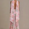 Primrose Premium-Maxikleid mit verziertem Schaldetail und rosa Blumenmuster