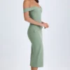 Rasine schulterfreies Midaxi-Kleid in Khaki-Grün Rasine schulterfreies Midaxi-Kleid in Khaki-Grün
