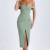Rasine schulterfreies Midaxi-Kleid in Khaki-Grün Rasine schulterfreies Midaxi-Kleid in Khaki-Grün