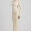 Regine Modal-Maxikleid mit Rüschen und rückenfreiem Ausschnitt in Elfenbein Regine Modal-Maxikleid mit Rüschen und rückenfreiem Ausschnitt in Elfenbein