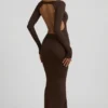 Regine Modal-Maxikleid mit Rüschen und rückenfreiem Ausschnitt in Schokoladenbraun Regine Modal-Maxikleid mit Rüschen und rückenfreiem Ausschnitt in Schokoladenbraun