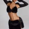 Riana Bralette aus Kunstfell in Dreiecksform in Schwarz Riana Bralette aus Kunstfell in Dreiecksform in Schwarz