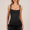 Rixelle Satin-Minikleid mit quadratischem Ausschnitt, Korsett und Kunstfell in Schwarz