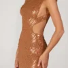 Romilly Minikleid mit Verzierungen und hohem Ausschnitt in Bronze Romilly Minikleid mit Verzierungen und hohem Ausschnitt in Bronze
