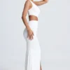 Rosalia One-Shoulder-Maxikleid mit Metallverzierungen in Weiß Rosalia One-Shoulder-Maxikleid mit Metallverzierungen in Weiß
