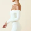 Rosanna schulterfreies, gerafftes Bodycon-Minikleid in Vanille