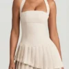 Rosaria Asymmetrisches, mehrlagiges Neckholder-Minikleid in Elfenbein