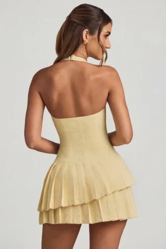 Rosaria Asymmetrisches, mehrlagiges Neckholder-Minikleid in Pastellgelb