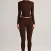 Roux Modal-Leggings mit mittlerer Leibhöhe und verkürztem Bein in Schokoladenbraun Roux Modal-Leggings mit mittlerer Leibhöhe und verkürztem Bein in Schokoladenbraun