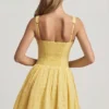 Sabina A-Linien-Minikleid mit Broderie-Anglaise-Verzierung und Schleife in Pastellgelb Sabina A-Linien-Minikleid mit Broderie-Anglaise-Verzierung und Schleife in Pastellgelb