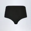 Sabrine Slinky Jersey Low-Rise Hotpants in Schwarz Sabrine Slinky Jersey Low-Rise Hotpants in Schwarz