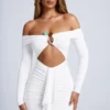 Saffron Off-Shoulder-Minikleid mit Cut-outs und Metallverzierungen in Weiß