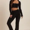 Safia – Weite Hose aus flauschigem Strick in Schwarz Safia – Weite Hose aus flauschigem Strick in Schwarz