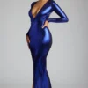 safiya Langärmliges Abendkleid aus Metallic-Jersey in Electric Blue