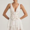 Sakura-Minikleid mit Rüschen und Verzierungen in Elfenbein
