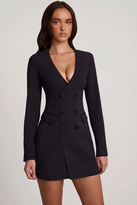 Samantae Strukturiertes Einreiher-Blazer-Minikleid in Schwarz Samantae Strukturiertes Einreiher-Blazer-Minikleid in Schwarz