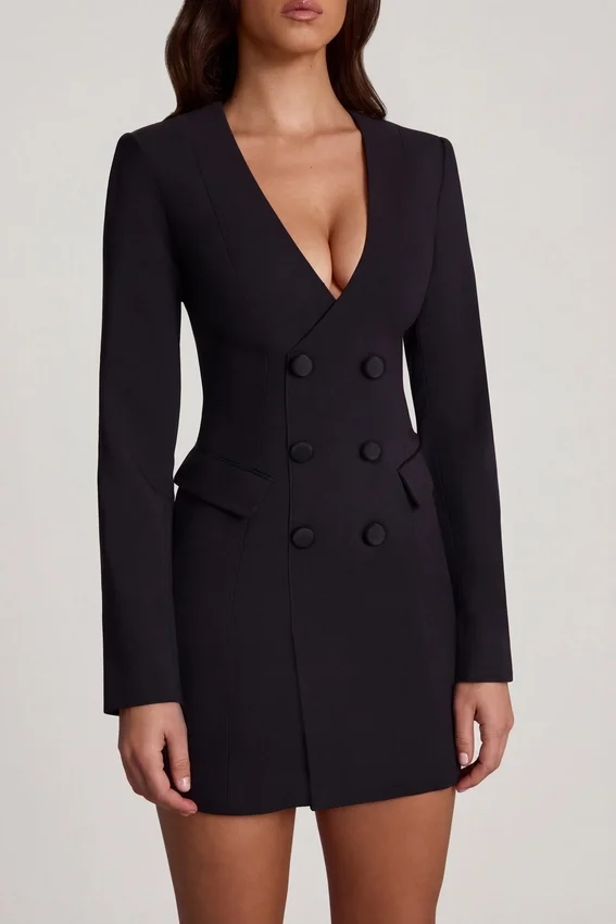 Samantae Strukturiertes Einreiher-Blazer-Minikleid in Schwarz Samantae Strukturiertes Einreiher-Blazer-Minikleid in Schwarz