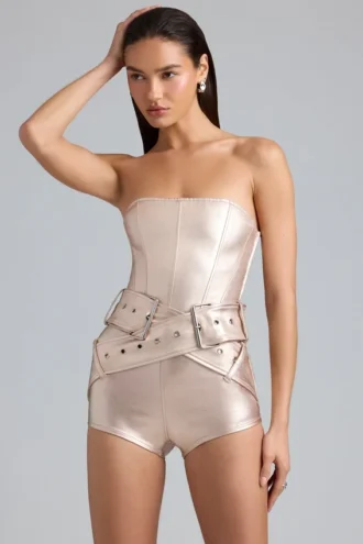 Sasha Metallic-Denim-Playsuit mit Gürtel und Korsett in Champagner Sasha Metallic-Denim-Playsuit mit Gürtel und Korsett in Champagner
