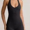Shelly Modal-Playsuit mit geripptem Rückenausschnitt in Schwarz Shelly Modal-Playsuit mit geripptem Rückenausschnitt in Schwarz