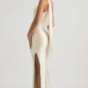 Sheril Asymmetrisches Maxikleid mit Schaldetail in Elfenbein