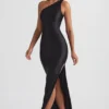 Sheril Asymmetrisches Maxikleid mit Schaldetail in Schwarz