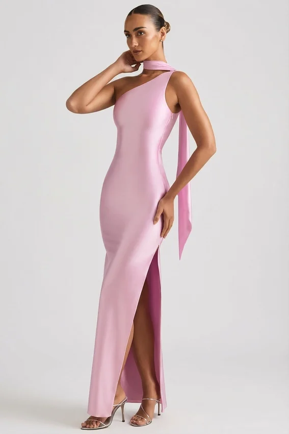 Sheril Asymmetrisches Maxikleid mit Schaldetail in Zartrosa Sheril Asymmetrisches Maxikleid mit Schaldetail in Zartrosa