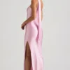 Sheril Asymmetrisches Maxikleid mit Schaldetail in Zartrosa Sheril Asymmetrisches Maxikleid mit Schaldetail in Zartrosa