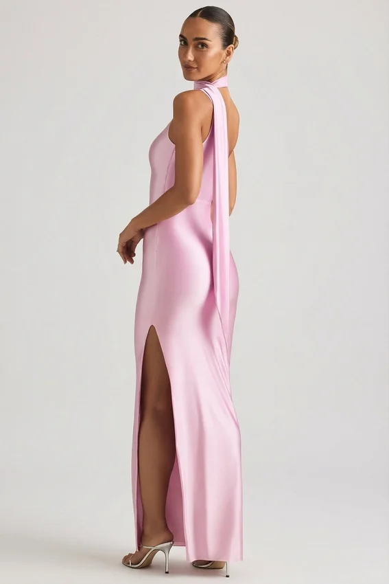 Sheril Asymmetrisches Maxikleid mit Schaldetail in Zartrosa Sheril Asymmetrisches Maxikleid mit Schaldetail in Zartrosa