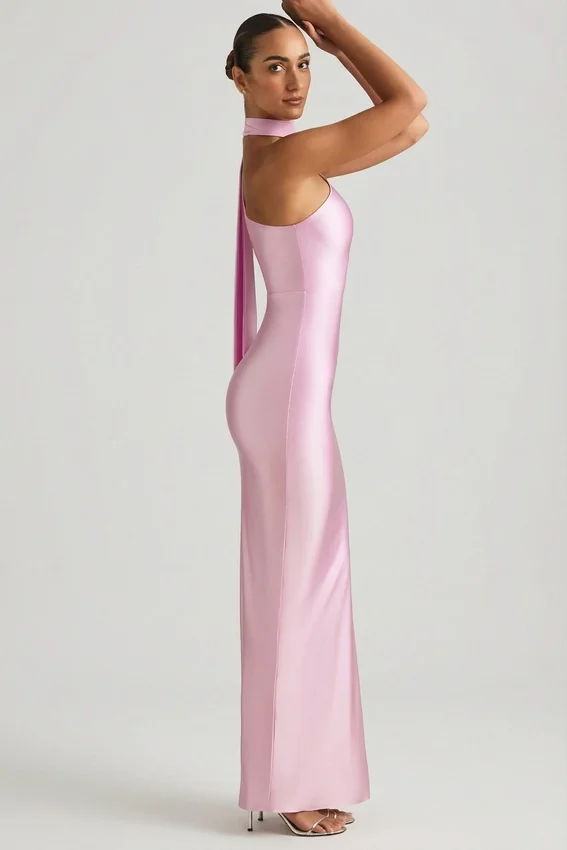 Sheril Asymmetrisches Maxikleid mit Schaldetail in Zartrosa Sheril Asymmetrisches Maxikleid mit Schaldetail in Zartrosa