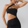 Shyla Slinky Jersey Rüschen-Cut-Out-Minikleid in Schwarz Shyla Slinky Jersey Rüschen-Cut-Out-Minikleid in Schwarz