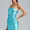 Simone Metallic-Denim-Minikleid mit Gürtel und trägerlosem Ausschnitt in Aqua Simone Metallic-Denim-Minikleid mit Gürtel und trägerlosem Ausschnitt in Aqua