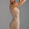 Sindre verziertes Minikleid mit quadratischem Ausschnitt in Mandel Sindre verziertes Minikleid mit quadratischem Ausschnitt in Mandel