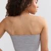 Soft Active Bandeau-Oberteil mit Kontrastbesatz in Meliertem Grau Soft Active Bandeau-Oberteil mit Kontrastbesatz in Meliertem Grau